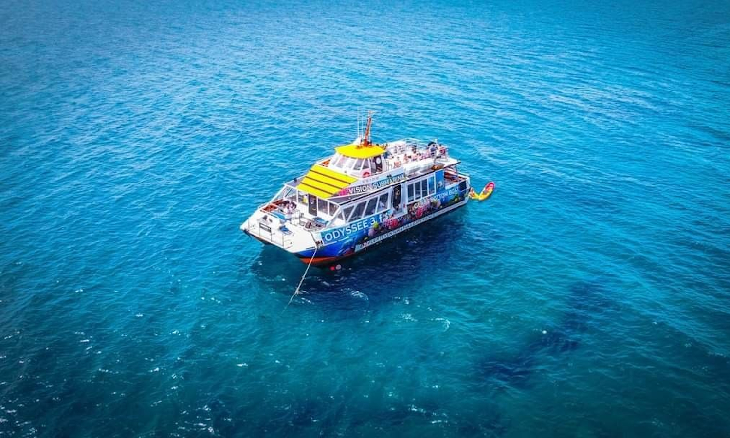 Paseo en barco con fondo de Cristal en Morro Jable Buendía